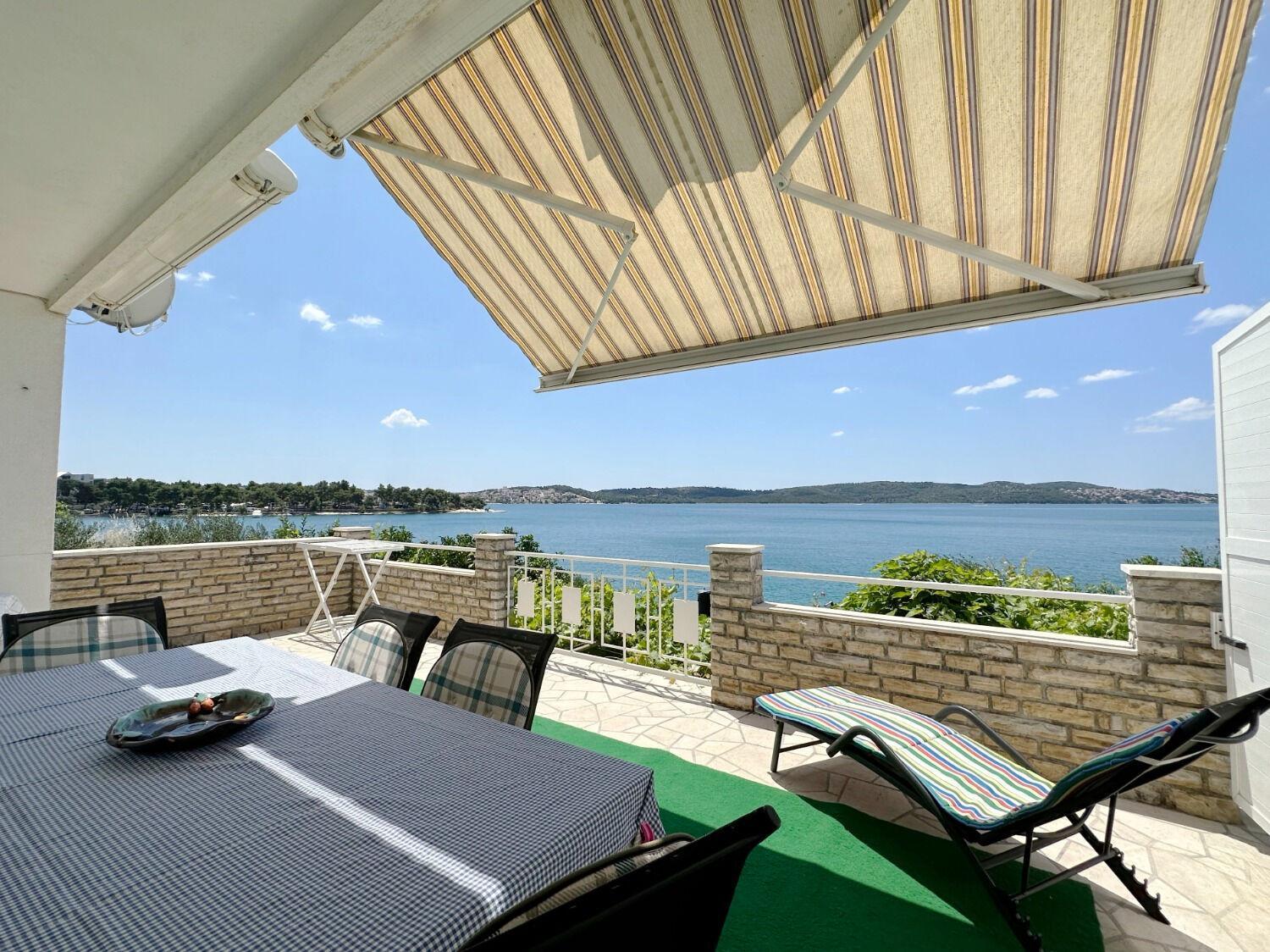 Apartments Mihaela Trogir Exterior foto