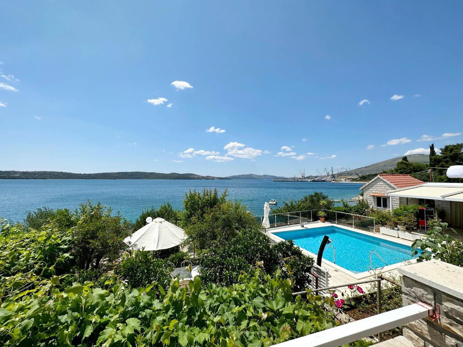 Apartments Mihaela Trogir Exterior foto