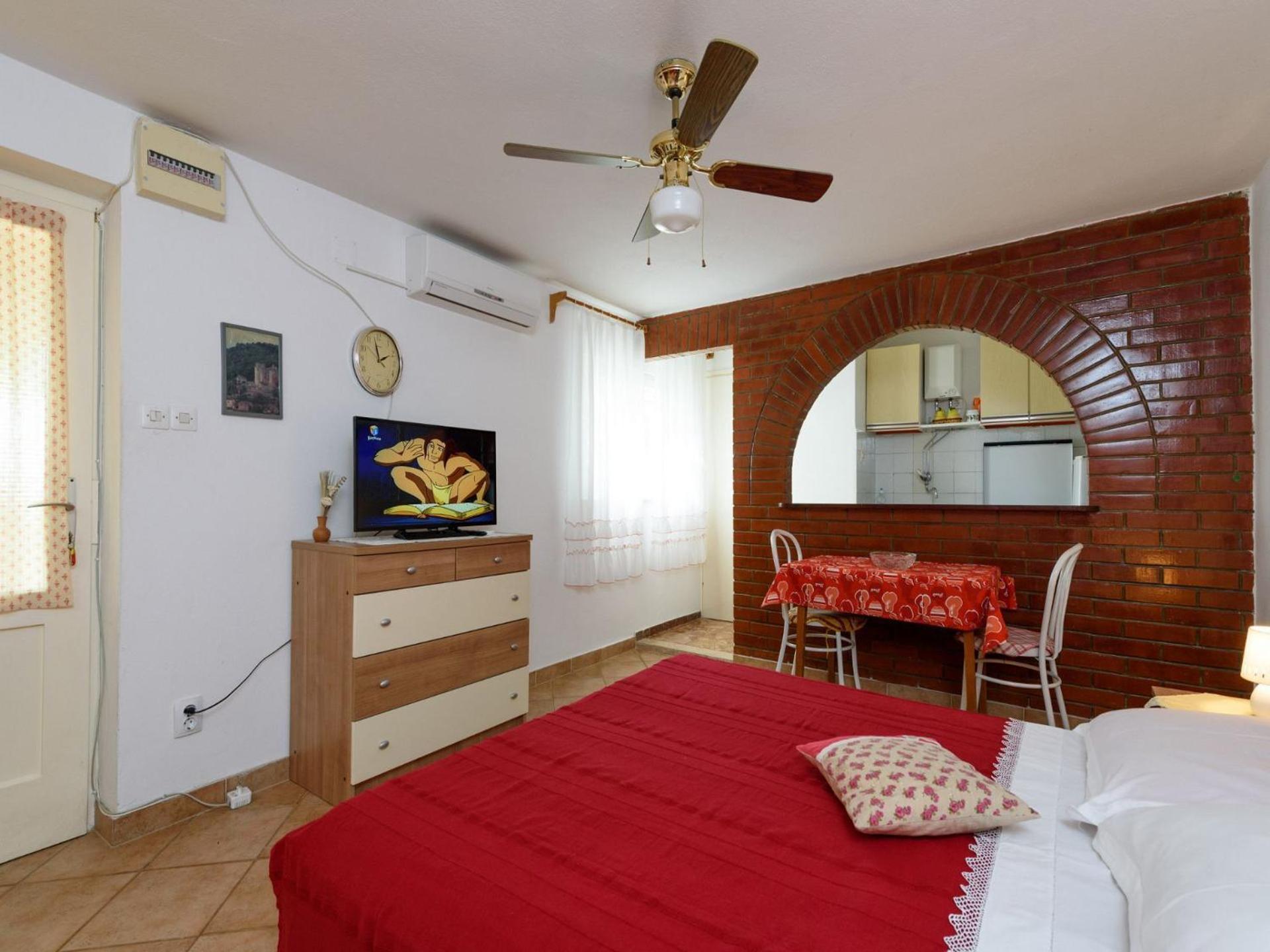 Apartments Mihaela Trogir Exterior foto